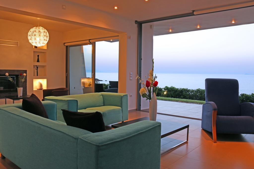 Villa Almyra Goúrnes Rom bilde